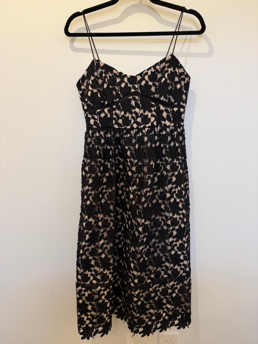 Club Monaco Lace Dress size 2